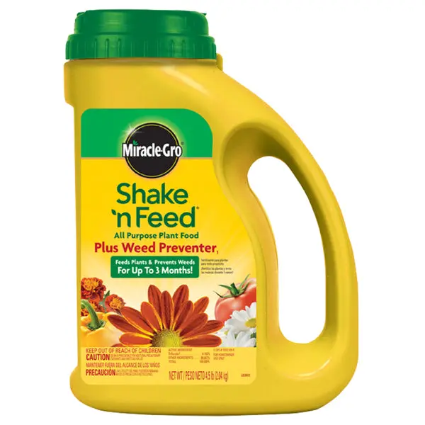 Miracle-Gro 1038361 Shake N Feed All Purpose Food Plus Weed Preventer 4.5 Lbs Plants