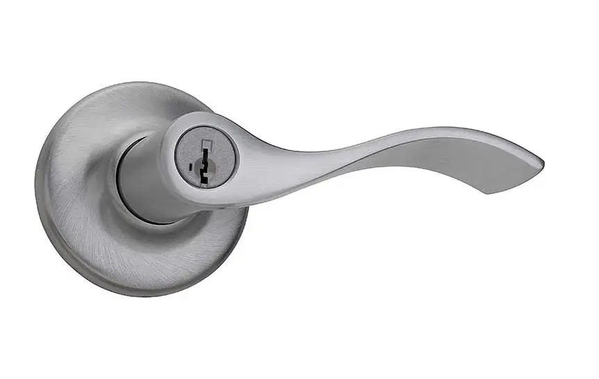 Delta Keyed Entry Lever - Best Builders Hardware Equipment Store Kwikset